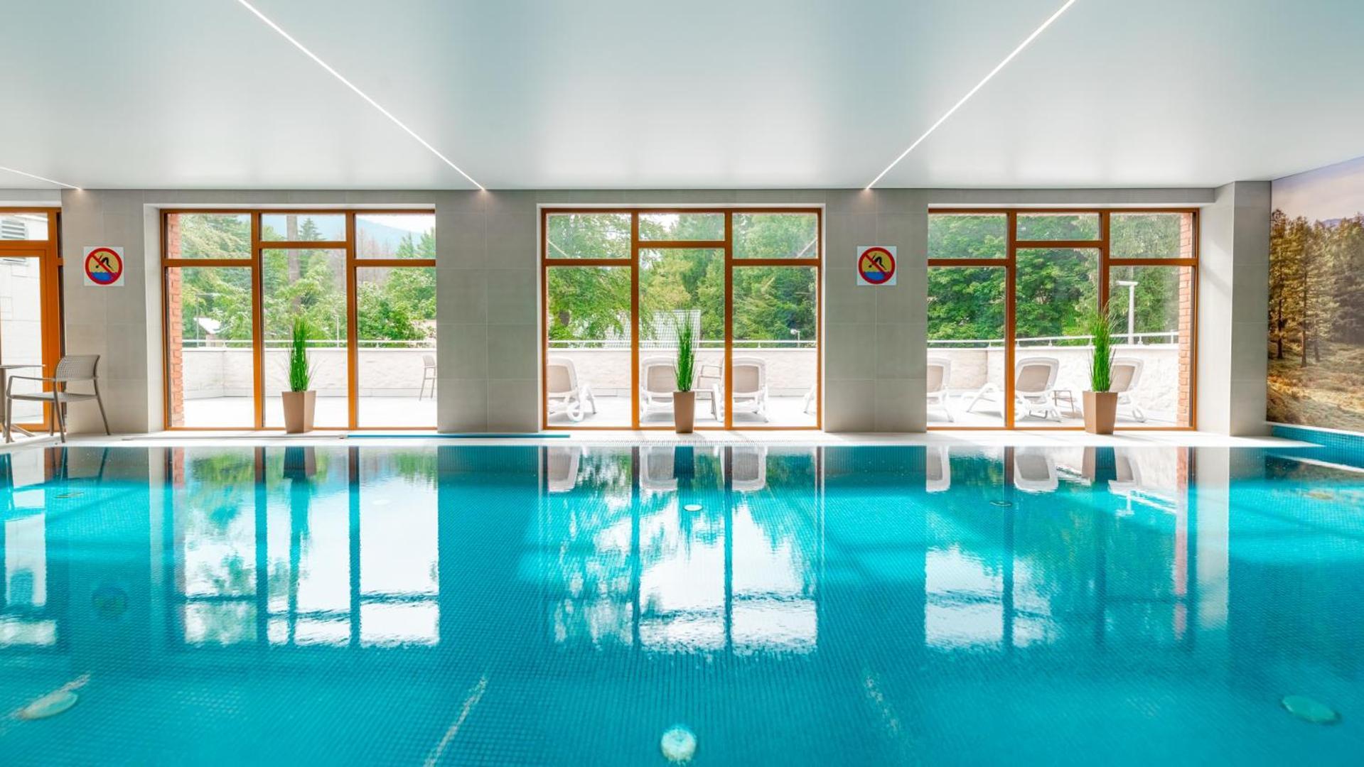 Apartament Cortina シクラルスカ・ポレンバ エクステリア 写真